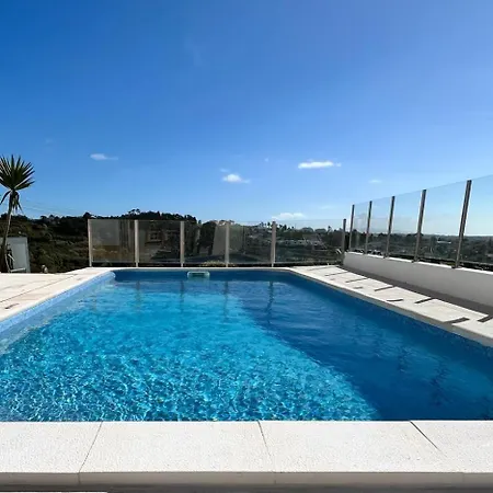 Villa Ericeira Βίλα *